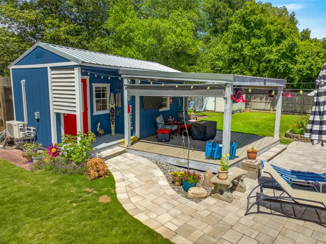 21 NE Wedgewood Lane, Fort Walton Beach, FL 32547