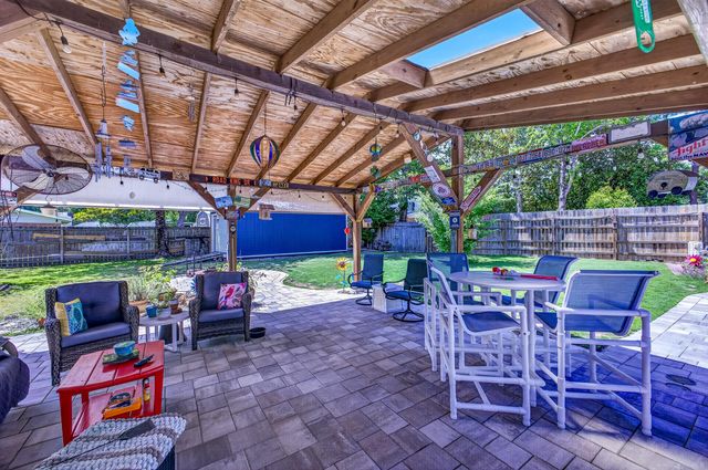 21 NE Wedgewood Lane, Fort Walton Beach, FL 32547