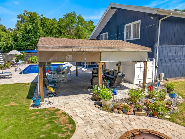 21 NE Wedgewood Lane, Fort Walton Beach, FL 32547