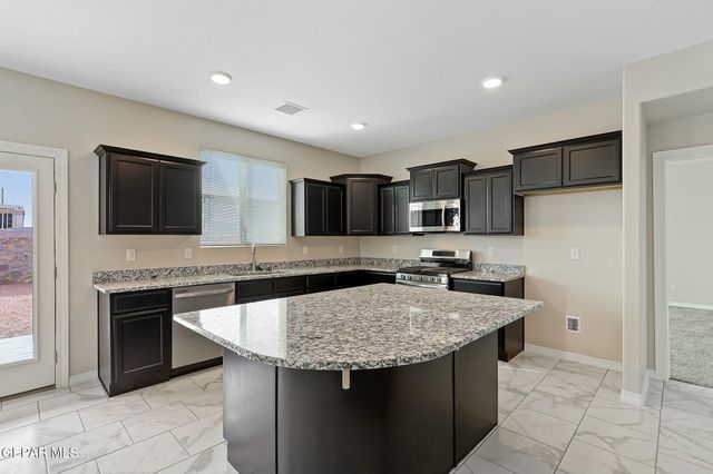 3609 HILL SAND Place, El Paso, TX 79938