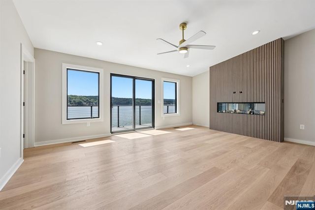 12 Rocky Point Road, West Milford, NJ 07421