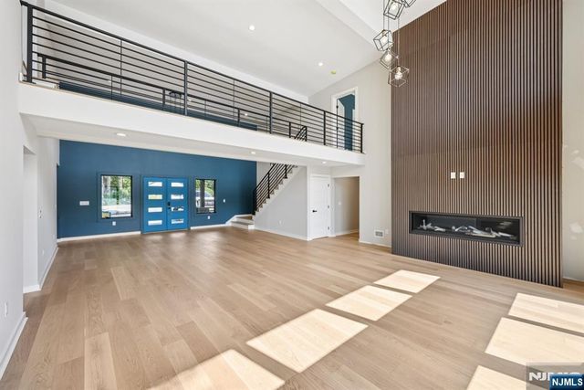 12 Rocky Point Road, West Milford, NJ 07421