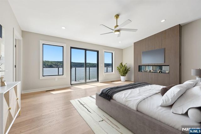 12 Rocky Point Road, West Milford, NJ 07421