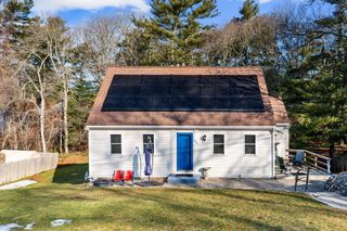 233 Pinecrest Beach Drive, Teaticket, MA 02536