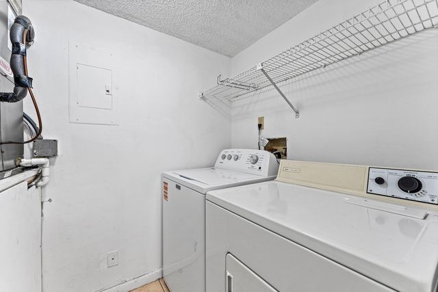 509 Shady Pine Way C1, Greenacres, FL 33415