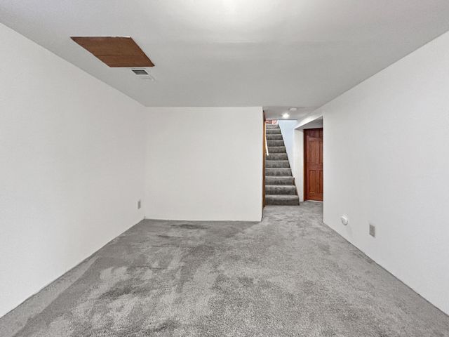 879 19th Avenue SE, Minneapolis, MN 55414