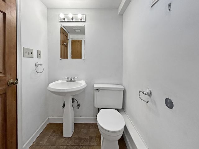 879 19th Avenue SE, Minneapolis, MN 55414