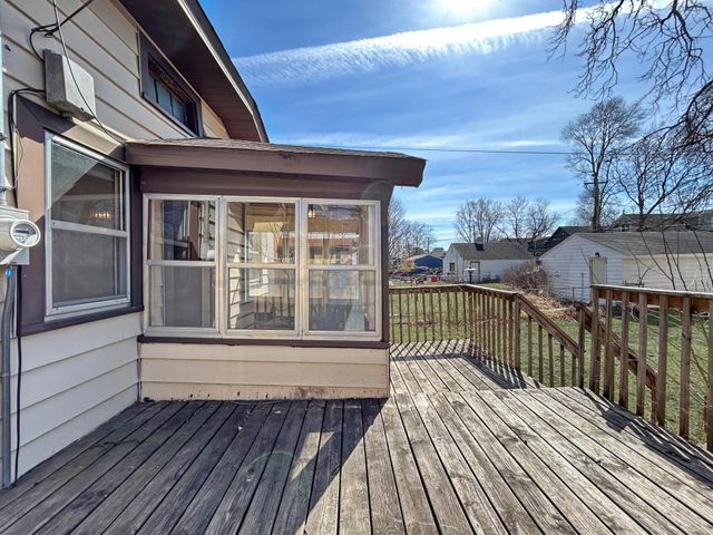 879 19th Avenue SE, Minneapolis, MN 55414