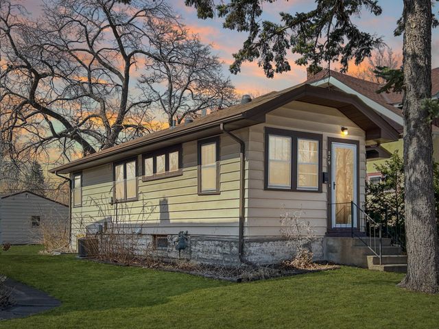 879 19th Avenue SE, Minneapolis, MN 55414