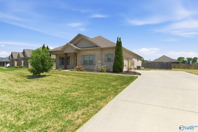 117 Khaki Ridge Drive, Hazel Green, AL 35750