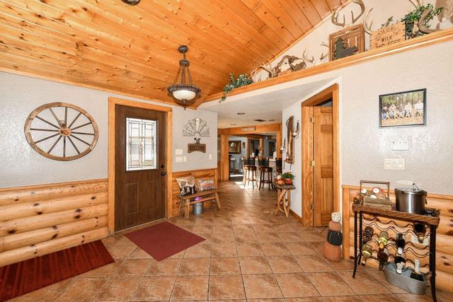 W179S8246 Pioneer DRIVE, Muskego, WI 53150