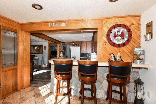 W179S8246 Pioneer DRIVE, Muskego, WI 53150