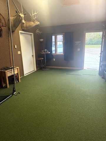 W179S8246 Pioneer DRIVE, Muskego, WI 53150