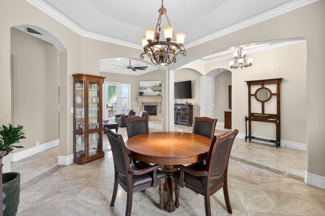 5830 Mariposa Ave, Citrus Heights, CA 95610