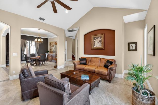 5830 Mariposa Ave, Citrus Heights, CA 95610