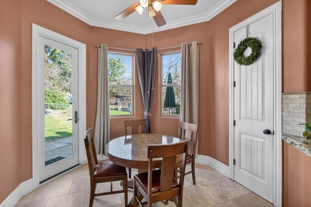 5830 Mariposa Ave, Citrus Heights, CA 95610