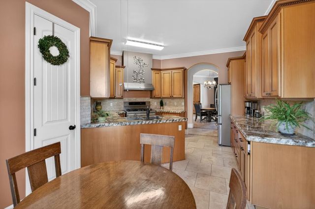 5830 Mariposa Ave, Citrus Heights, CA 95610