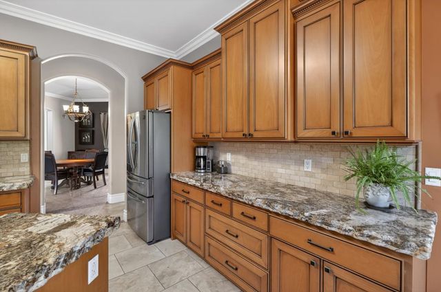 5830 Mariposa Ave, Citrus Heights, CA 95610