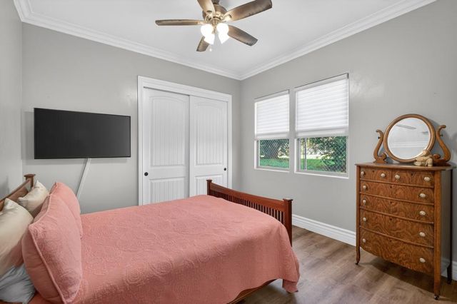 5830 Mariposa Ave, Citrus Heights, CA 95610