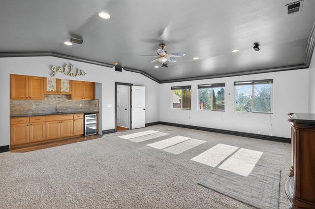 5830 Mariposa Ave, Citrus Heights, CA 95610