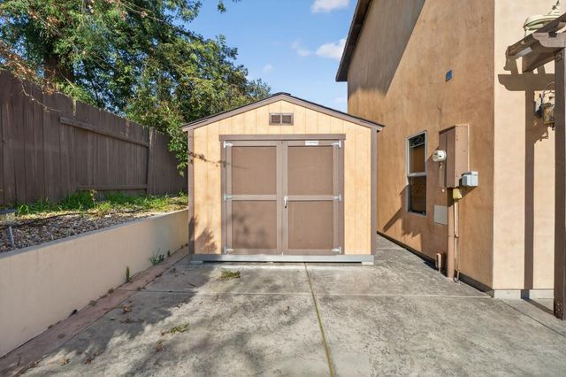 5830 Mariposa Ave, Citrus Heights, CA 95610