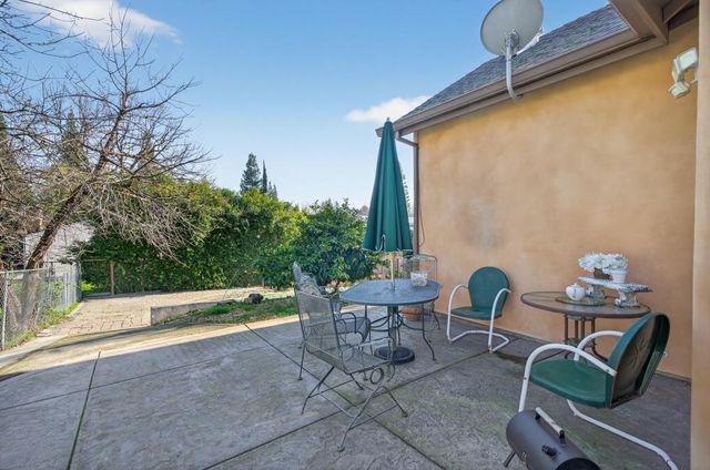 5830 Mariposa Ave, Citrus Heights, CA 95610