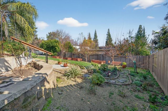 5830 Mariposa Ave, Citrus Heights, CA 95610