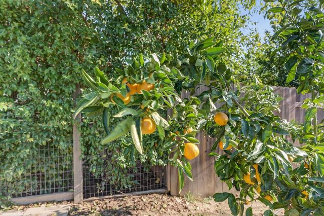 5830 Mariposa Ave, Citrus Heights, CA 95610