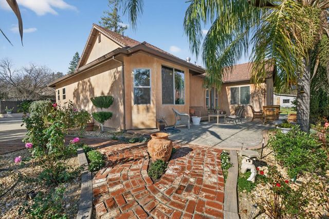 5830 Mariposa Ave, Citrus Heights, CA 95610