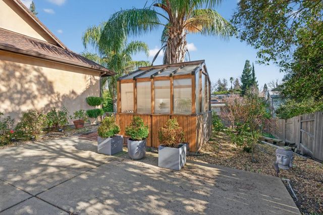 5830 Mariposa Ave, Citrus Heights, CA 95610