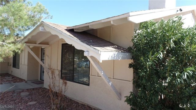 6995 OBANNON Drive, Las Vegas, NV 89117