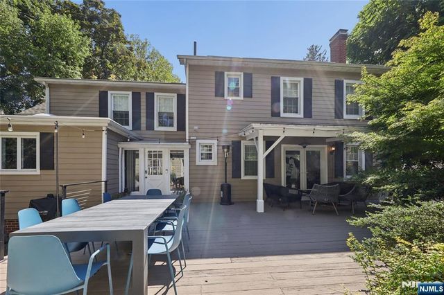 253 Clinton Avenue, Tenafly, NJ 07670