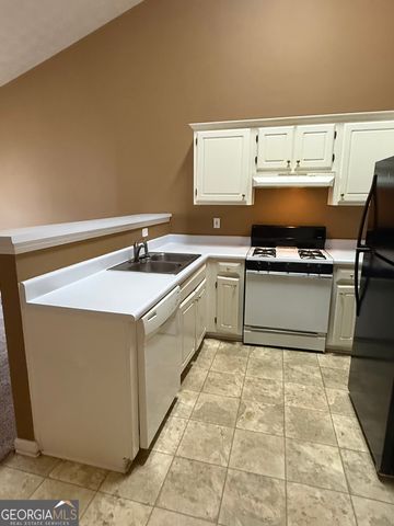 814 Bright Morning Way, Stockbridge, GA 30281