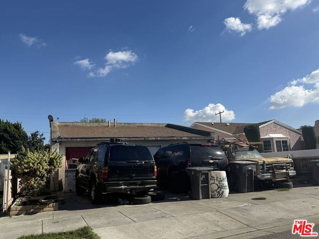 6050 Olive Avenue, Long Beach, CA 90805