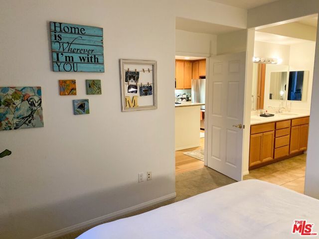 12963 Runway Road 314, Los Angeles, CA 90094
