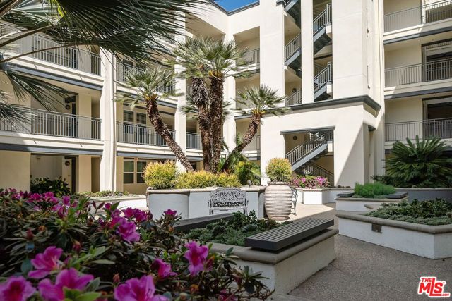 12963 Runway Road 314, Los Angeles, CA 90094