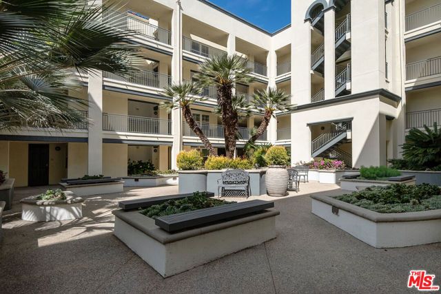 12963 Runway Road 314, Los Angeles, CA 90094