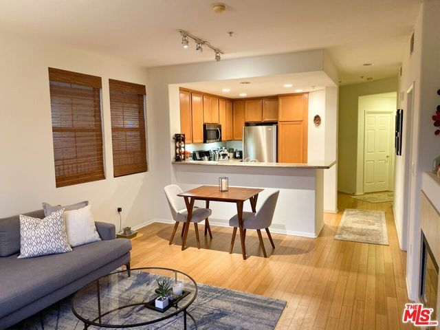 12963 Runway Road 314, Los Angeles, CA 90094