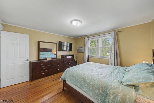 101 Chamberlain Ave, Paterson City, NJ 07502