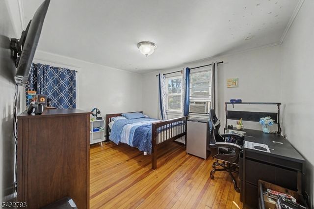 101 Chamberlain Ave, Paterson City, NJ 07502