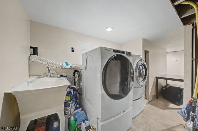 101 Chamberlain Ave, Paterson City, NJ 07502