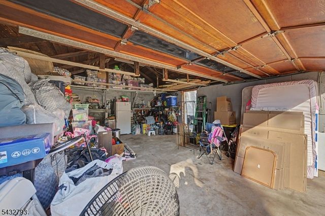 101 Chamberlain Ave, Paterson City, NJ 07502