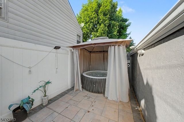 101 Chamberlain Ave, Paterson City, NJ 07502