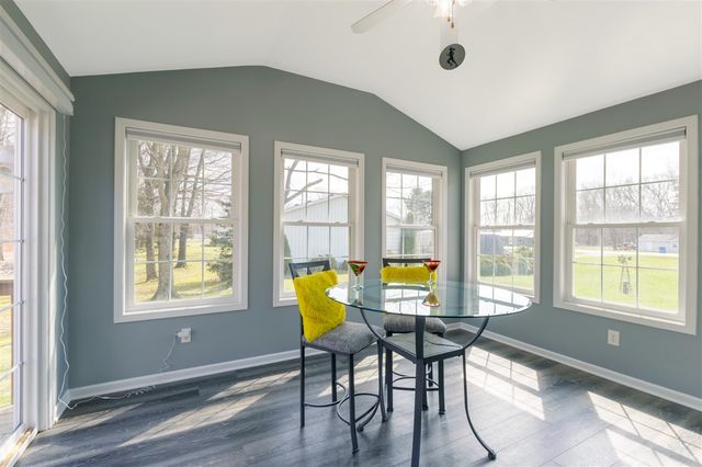 1255 106th Avenue, Plainwell, MI 49080