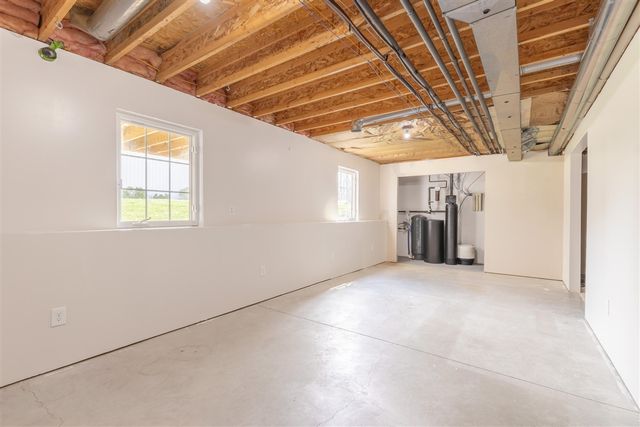 1255 106th Avenue, Plainwell, MI 49080