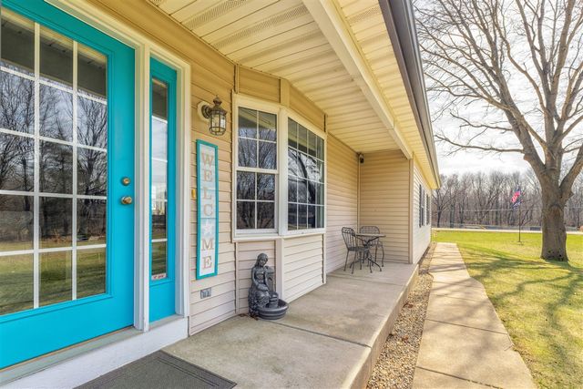 1255 106th Avenue, Plainwell, MI 49080
