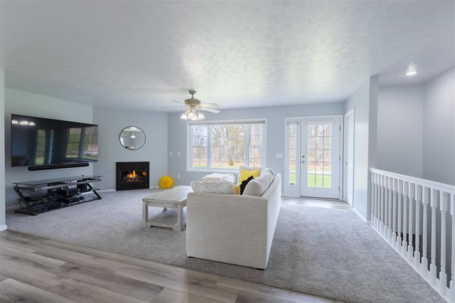 1255 106th Avenue, Plainwell, MI 49080