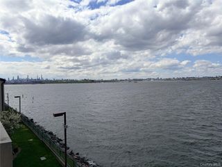 520 115th Street 520E, College Point, NY 11356