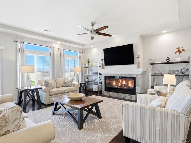 3440 Sandalwood Ln, Johnstown, CO 80534