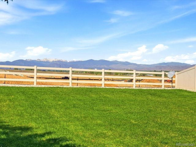 3440 Sandalwood Ln, Johnstown, CO 80534